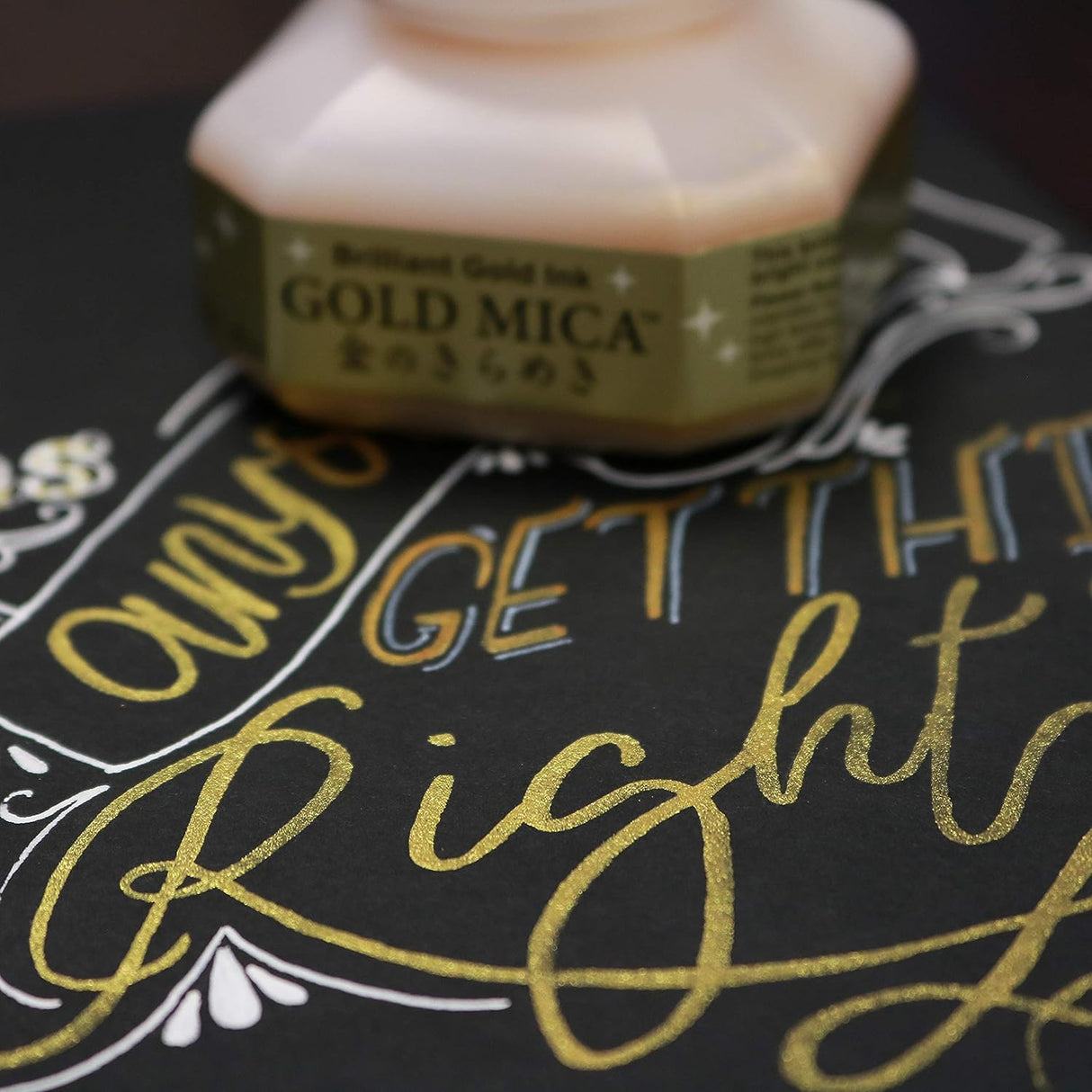 Kuretake Gold Mica - Tinta Dorada (60 ml)