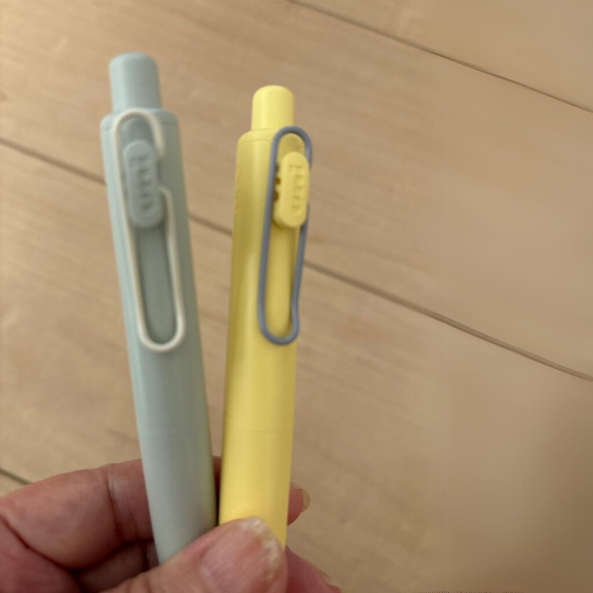 Uni-ball One P - Bolígrafo Tinta Gel Colores 0,38 mm Edición Limitada