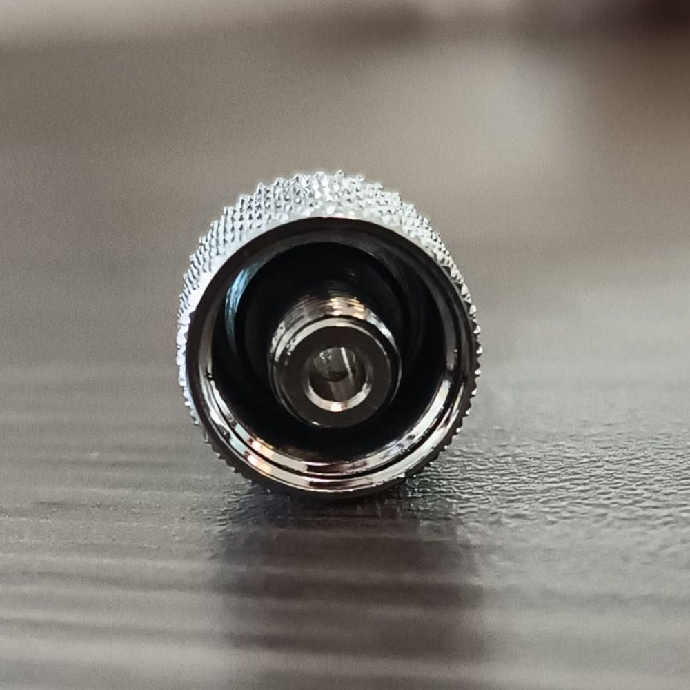 Adaptador para Aerógrafos 1/8 BSP Hembra a M5x05 Macho