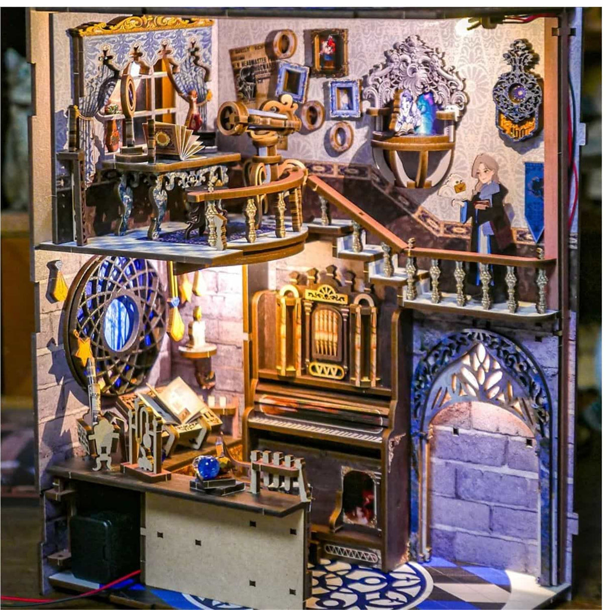 Cutebee - Separador de Libros Nebula Common Room RK02B