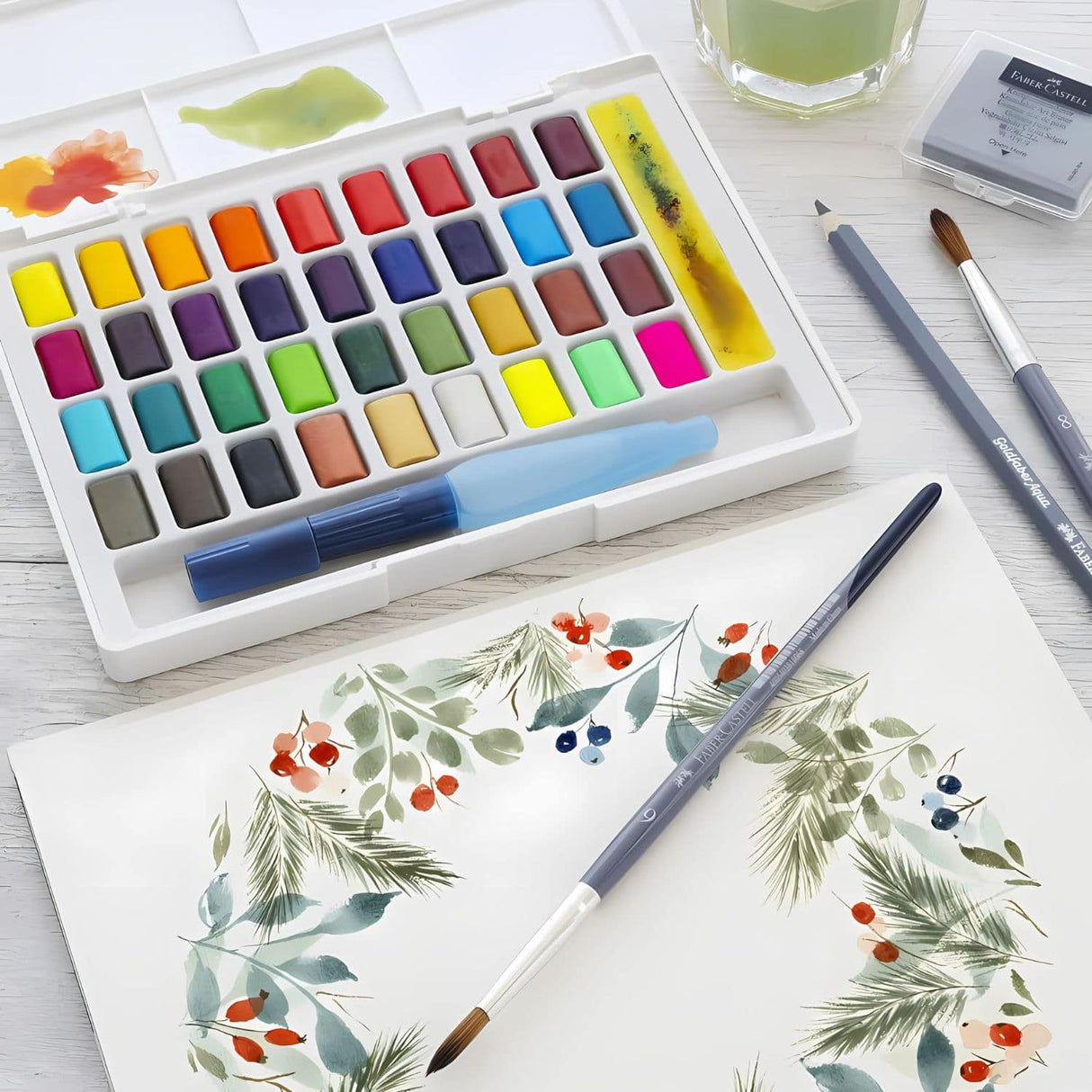 Faber-Castell Creative Studio - Set 36 Acuarelas con Water Brush
