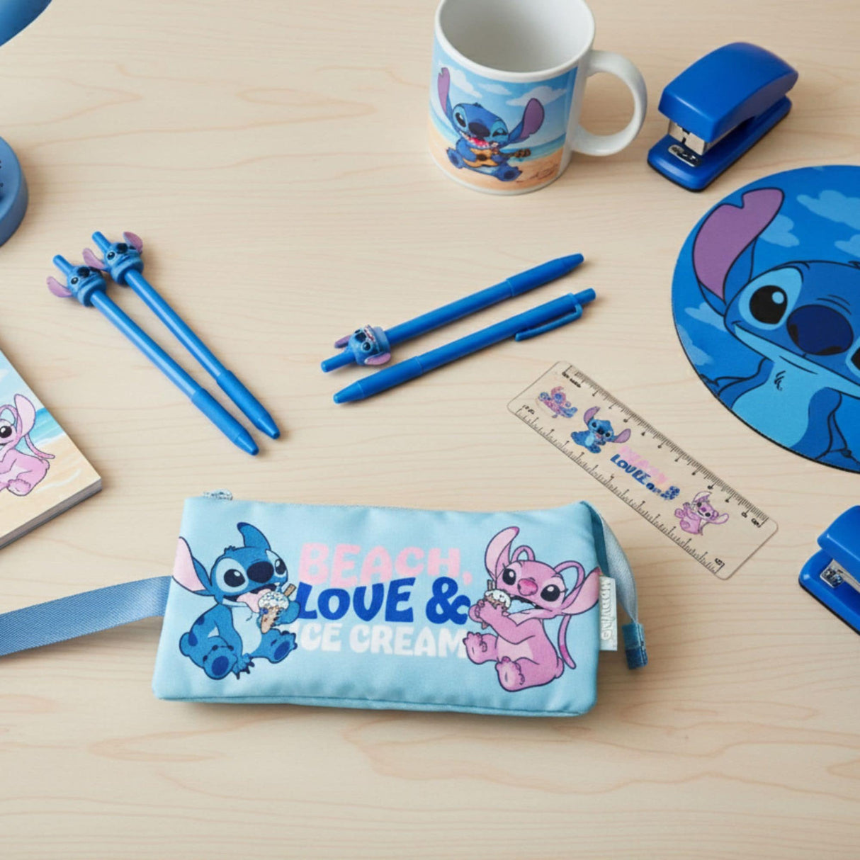 Mooving - Estuche para Lápices Cuádruple Stitch