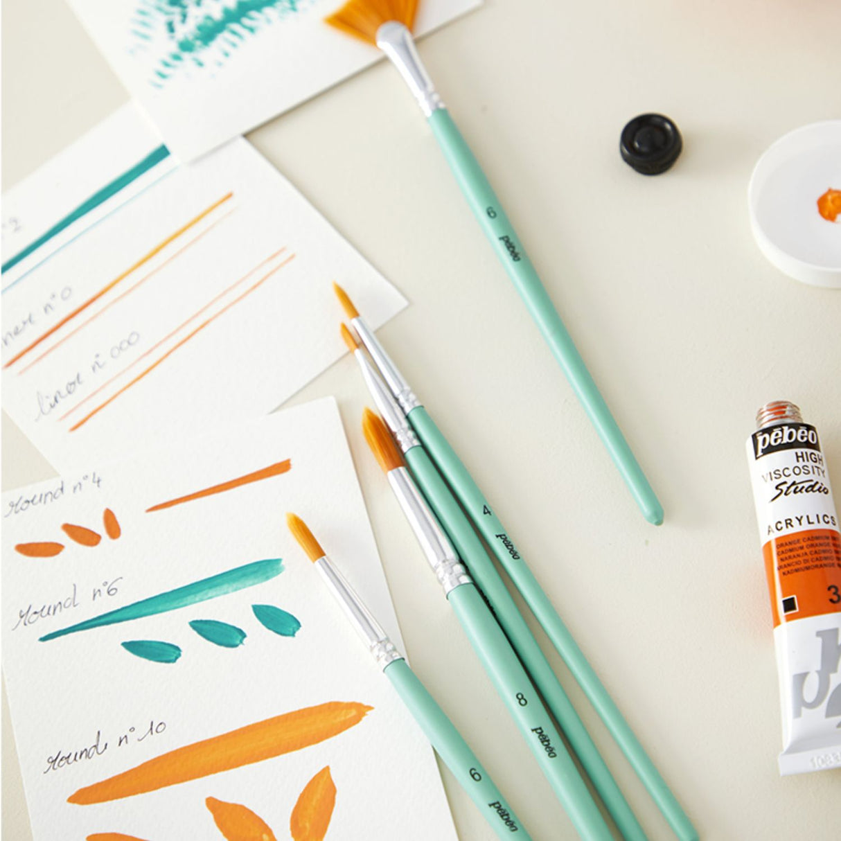 Pebeo - Set 8 Pinceles Acrílico Fluido Redondos y Planos