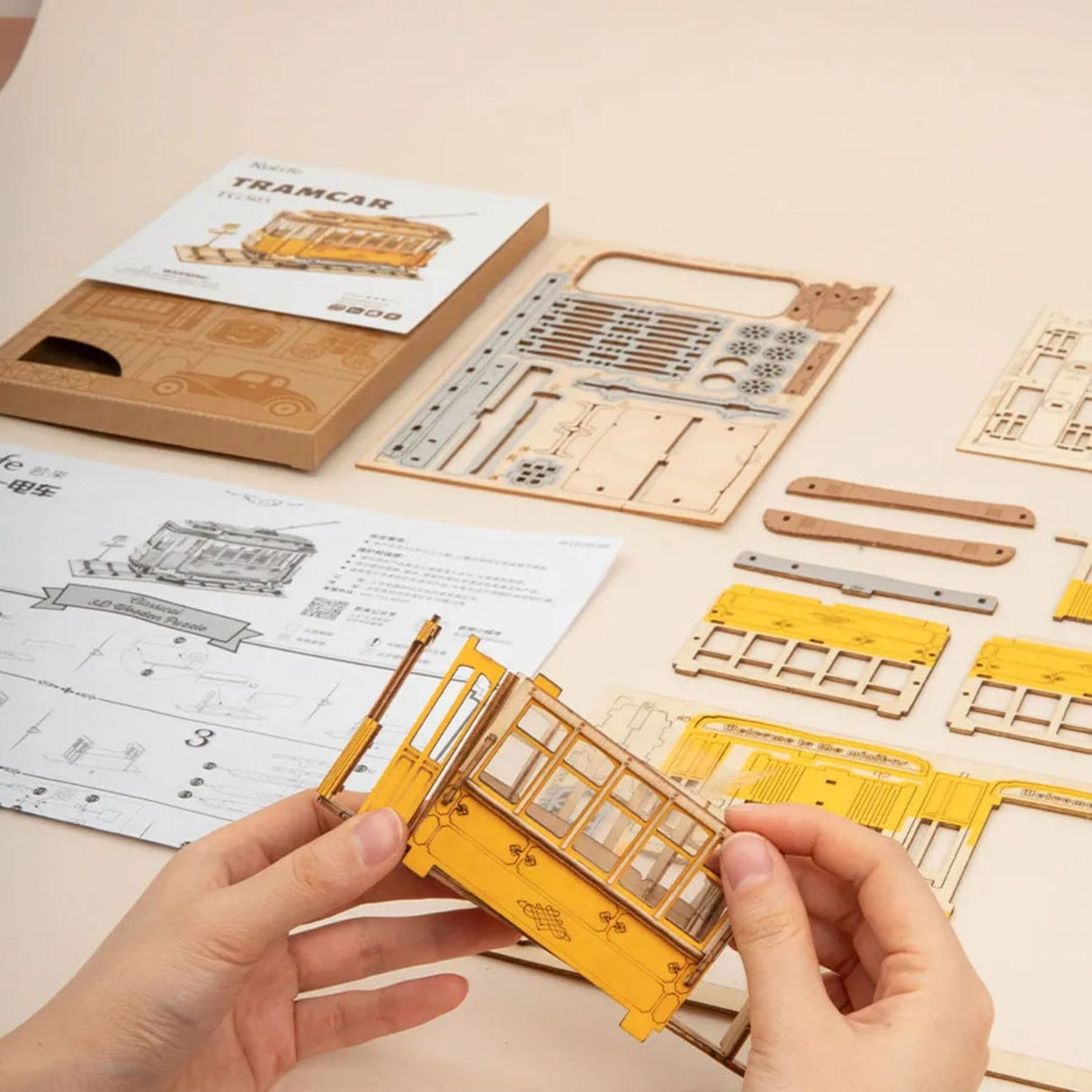 Rolife Classical - Puzzle 3D Tranvía Tramcar