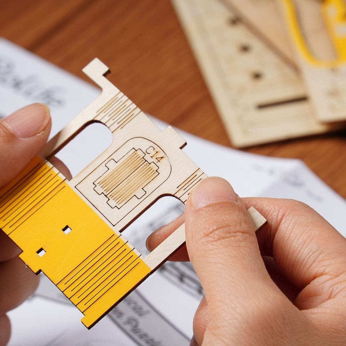 Rolife Classical - Puzzle 3D Tranvía Tramcar