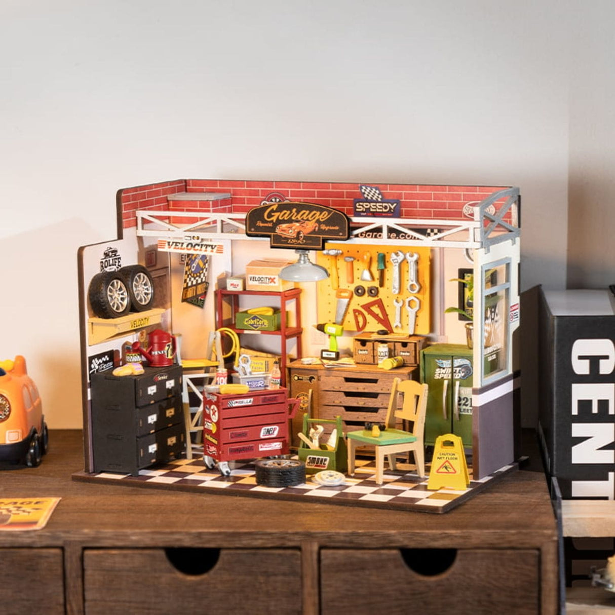 Rolife DIY Mini House - Casas Miniatura Garage Workshop