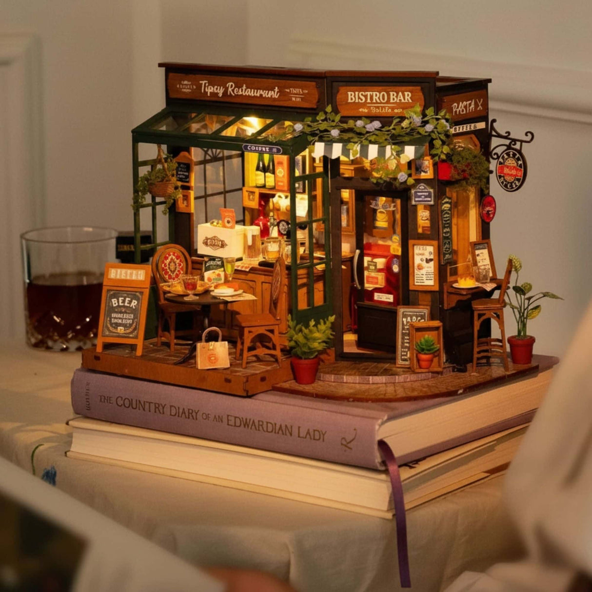 Rolife DIY Mini House - Casas Miniatura Tipsy Restaurant