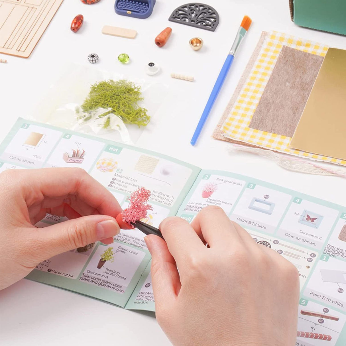 Rolife Secret World - Miniatura Armable Dreaming Terrace Garden