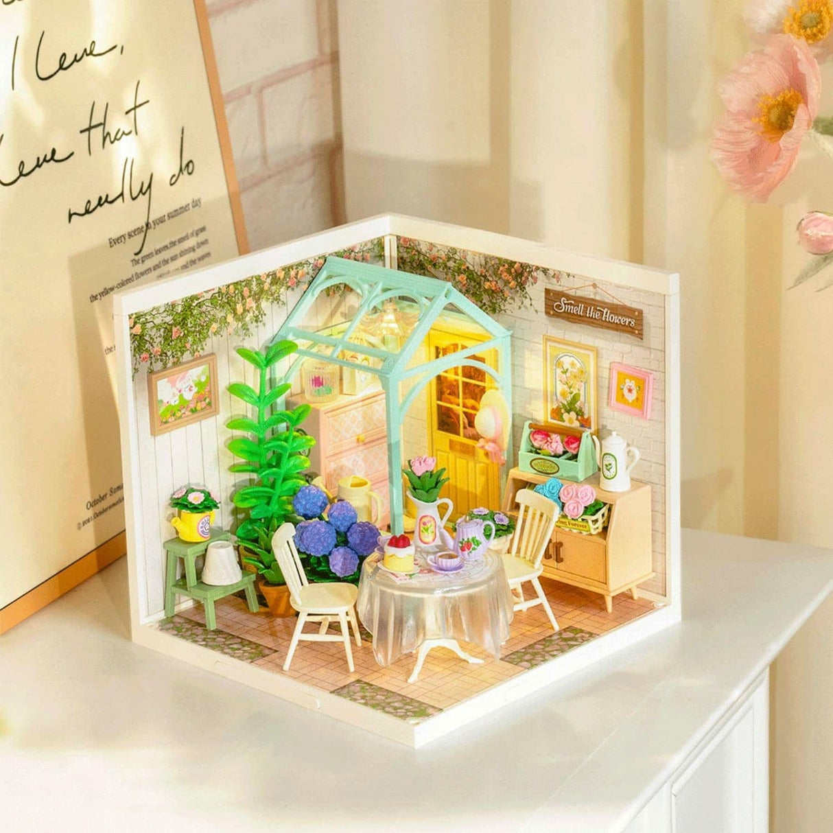 Rolife Super Creator - Casas Miniatura Blooming Tea Garden