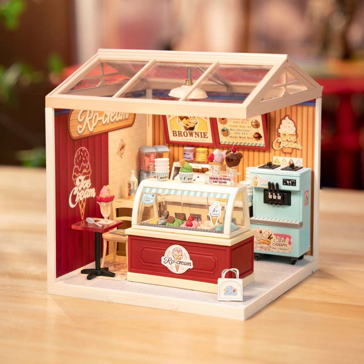 Rolife Super Creator - Casas Miniatura Flavorful Ice Cream
