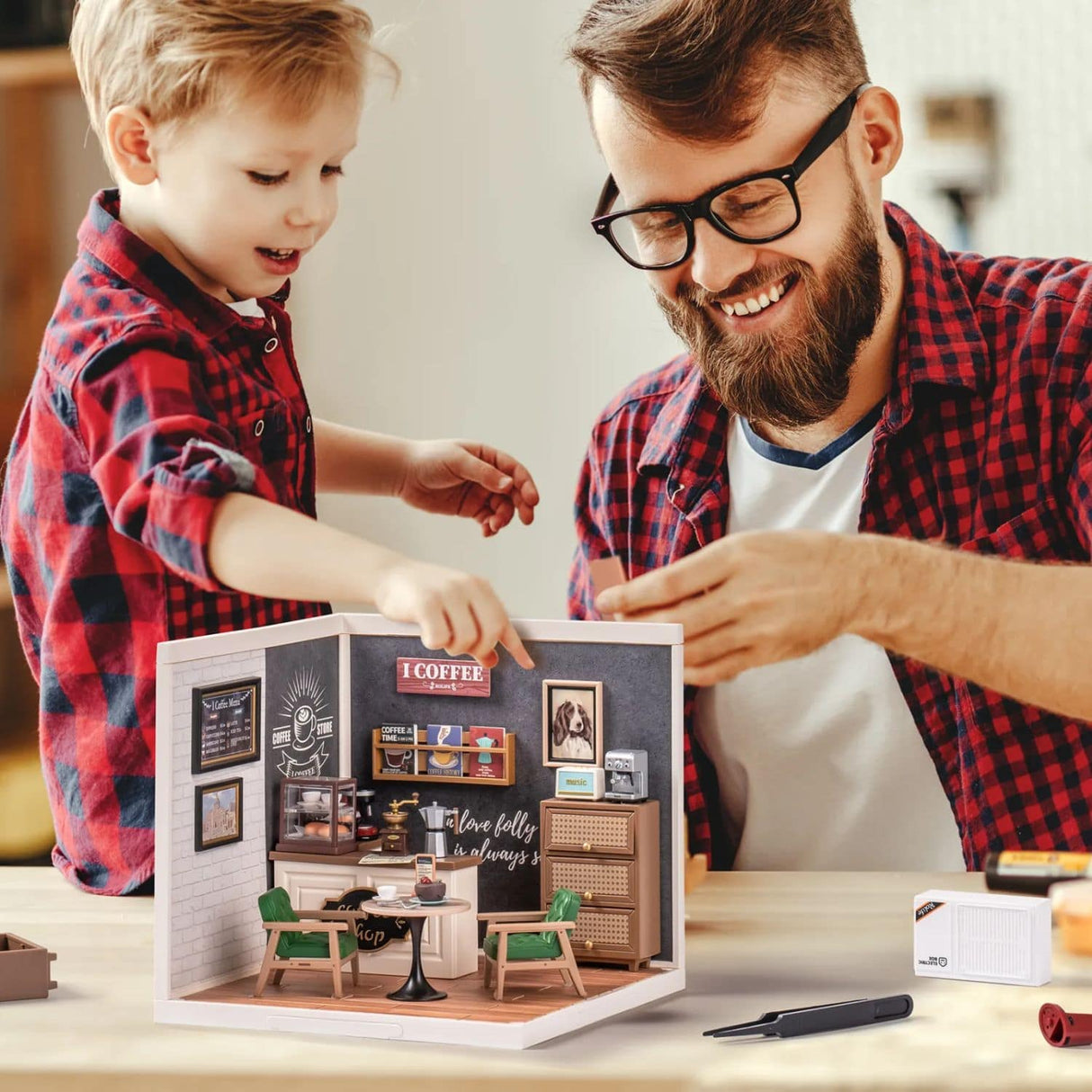 Rolife Super Creator - Casas Miniatura Breezy Time Café