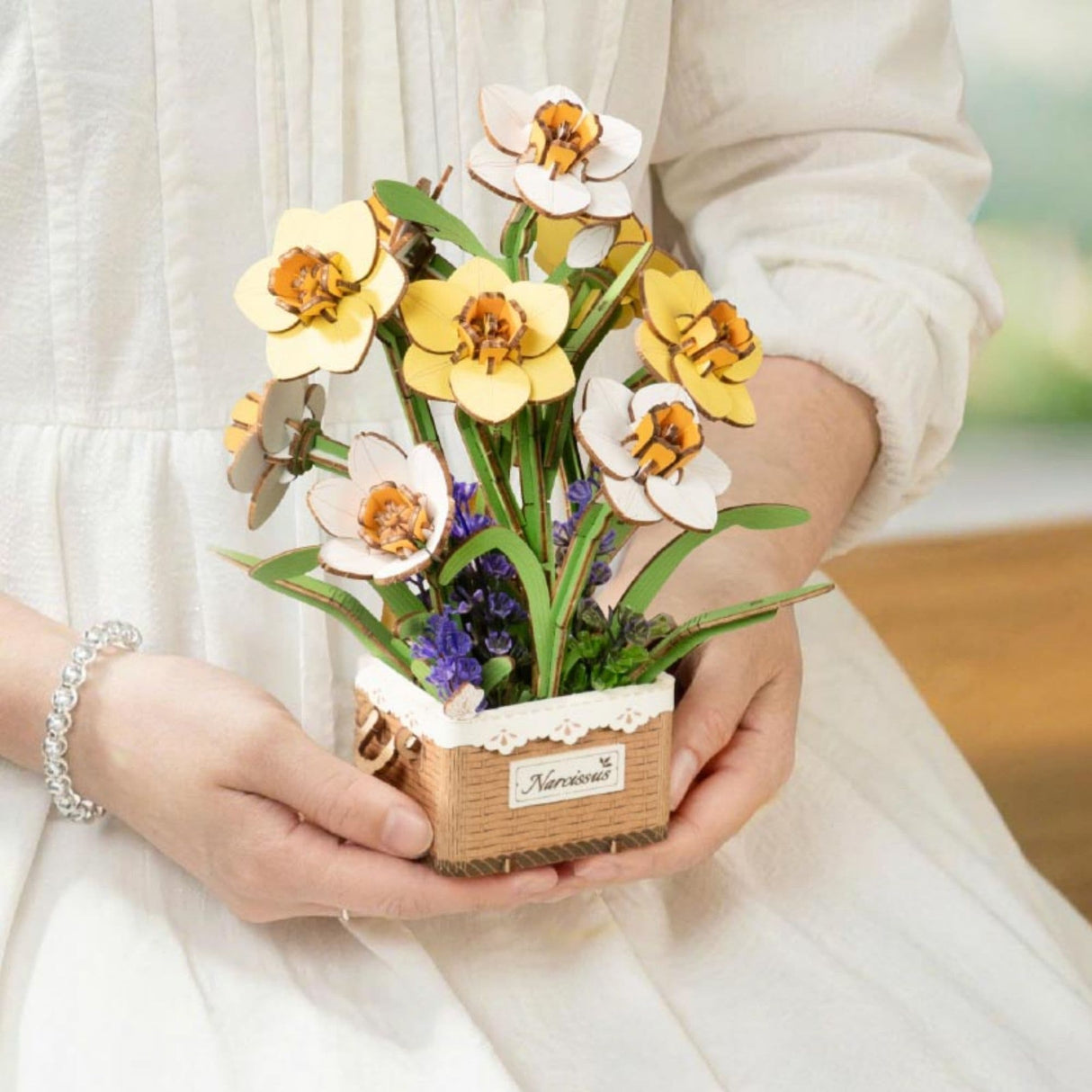 Rowood Wooden Bloom Craft - Miniatura Armable Flor Narcissus