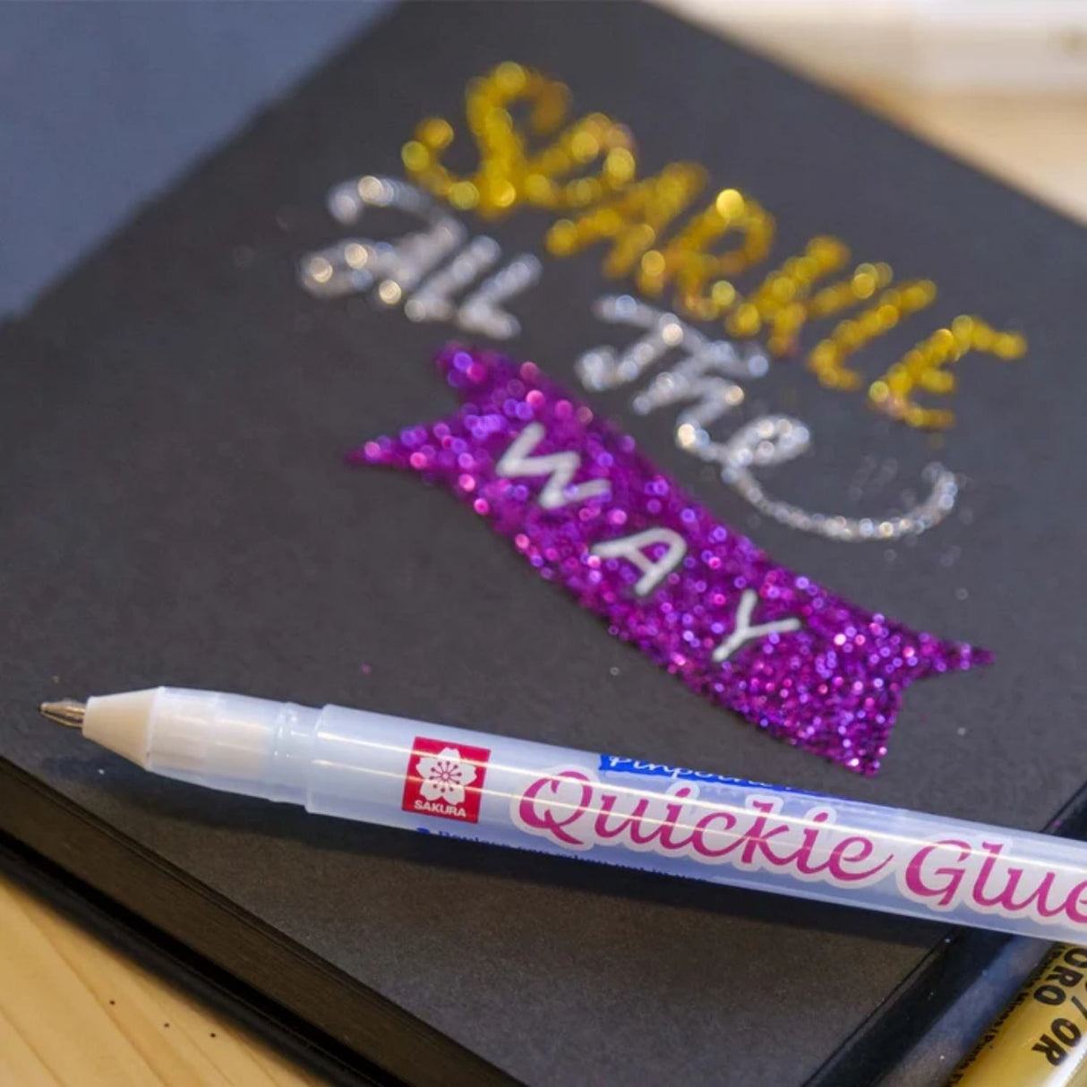 Sakura Quickie Glue - Lápiz de Pegamento