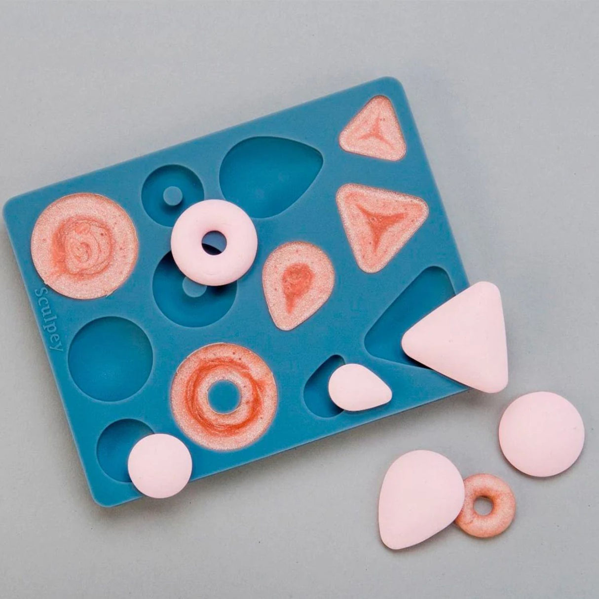 Sculpey Tools - Moldes para Arcilla Horneable de Silicona Figuras Convexas