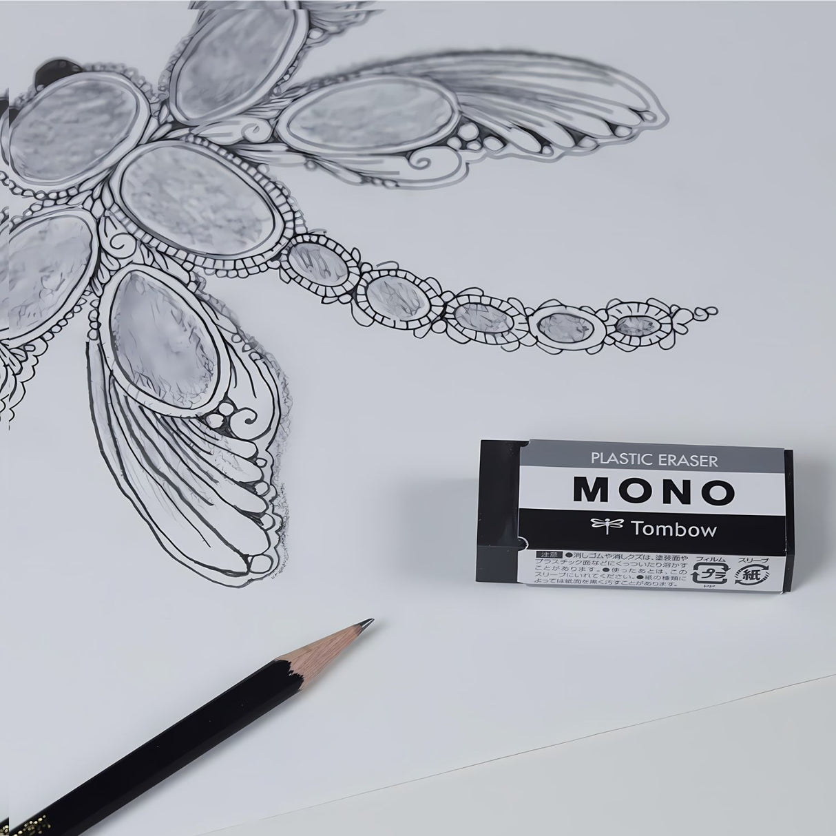 Tombow - Goma Mono Black Plastic Eraser