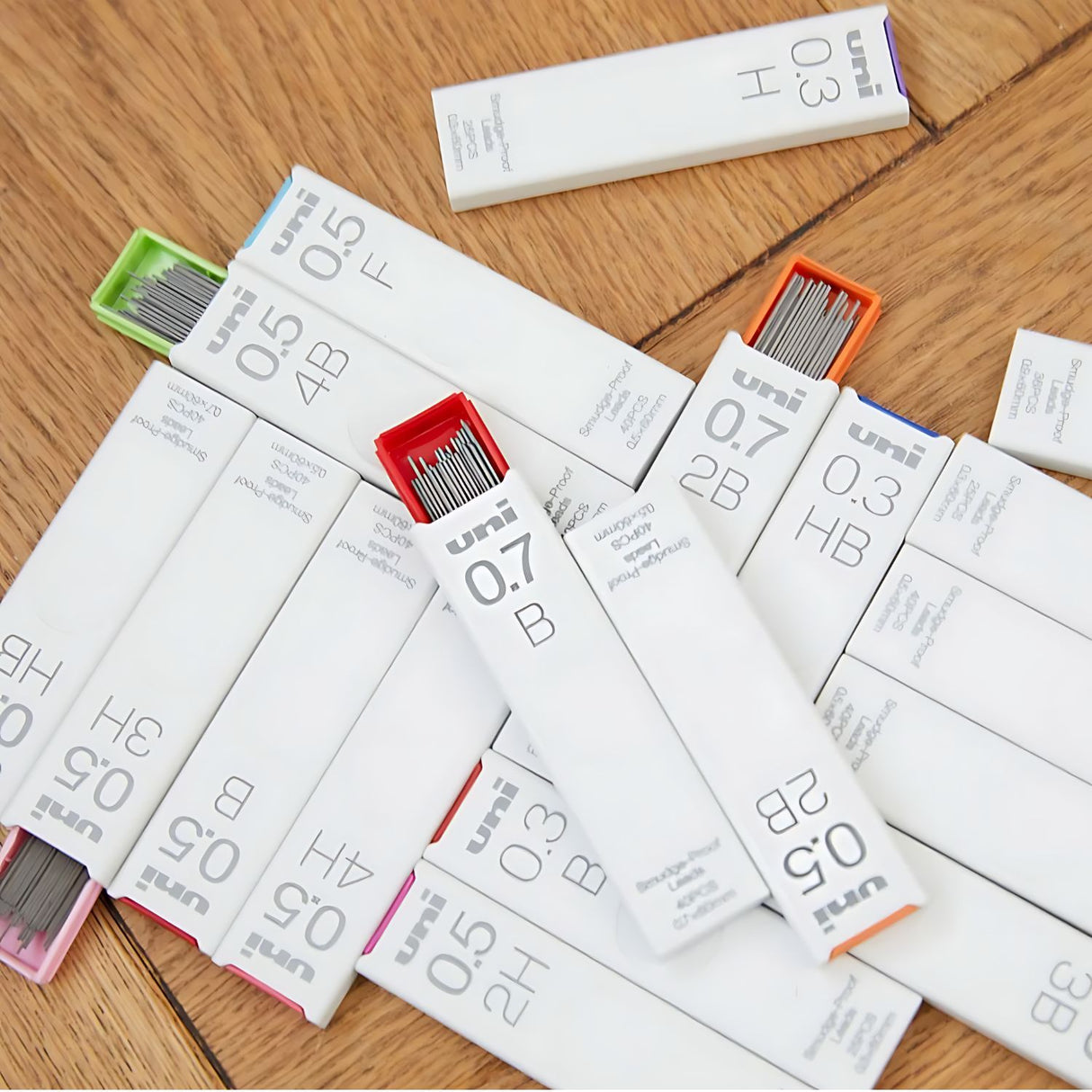 Uni Smudge Proof - Pack 40 Minas para Portaminas 0.7