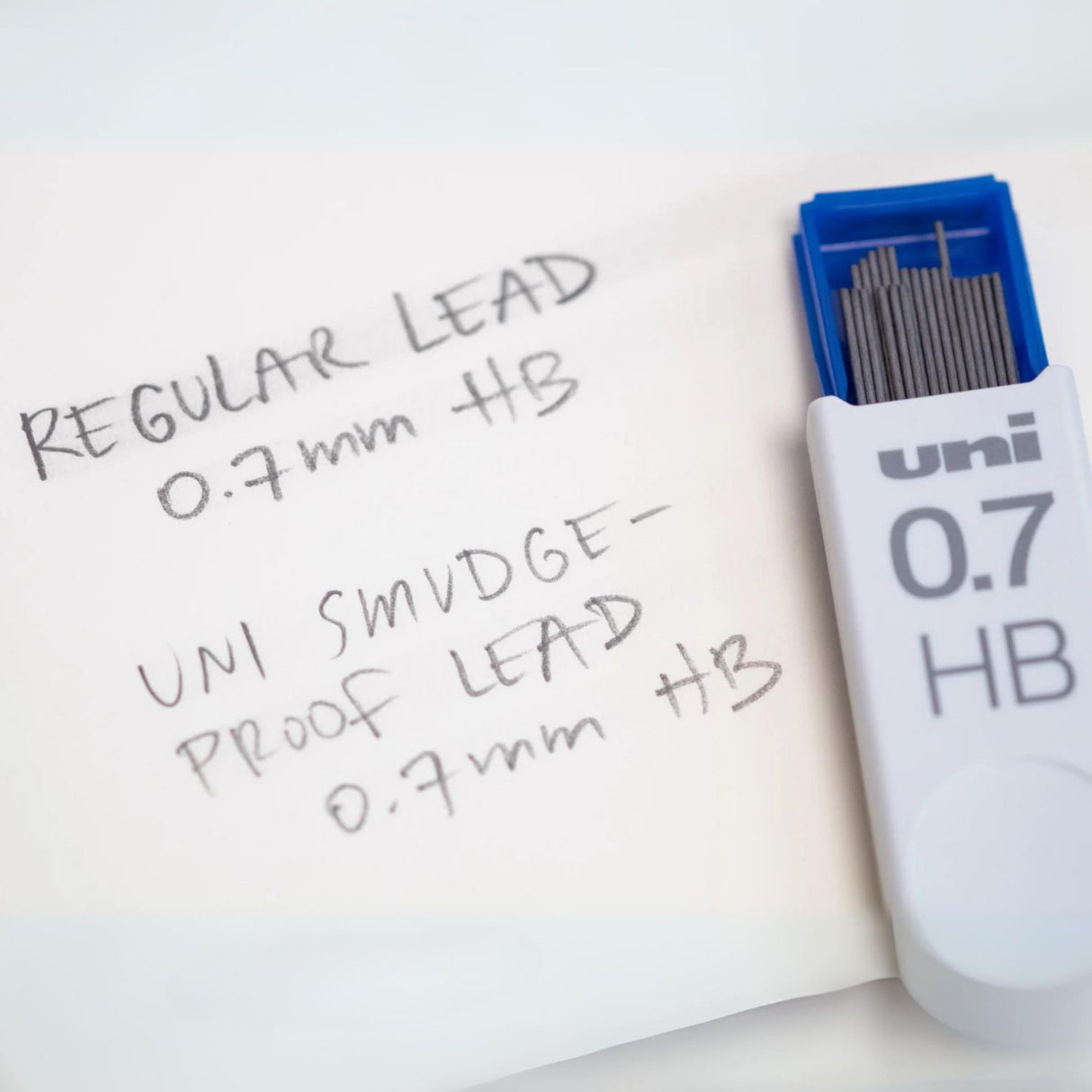 Uni Smudge Proof - Pack 40 Minas para Portaminas 0.7