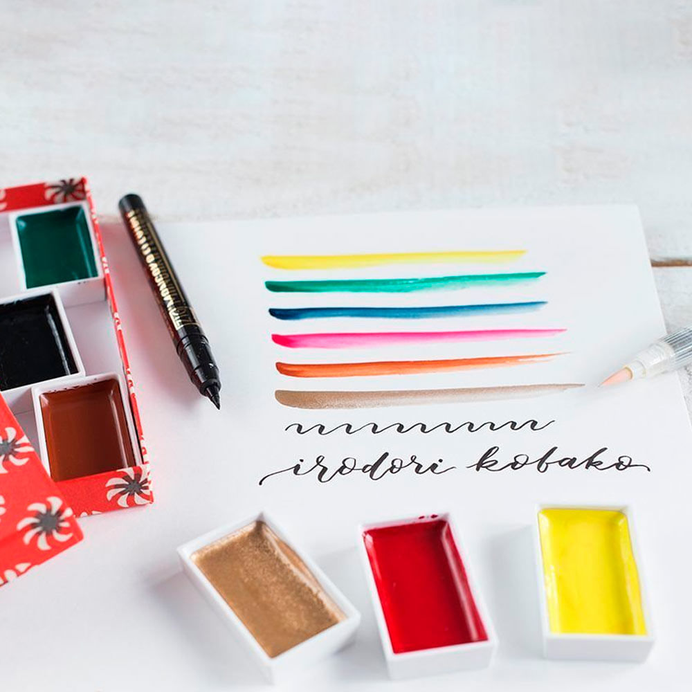 kuretake-gansai-tambi-kit-acuarela-irodori-kobako-7