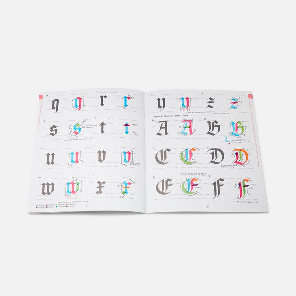 kuretake-revista-de-caligrafia-a-to-zig-calligraphy-gothic-2