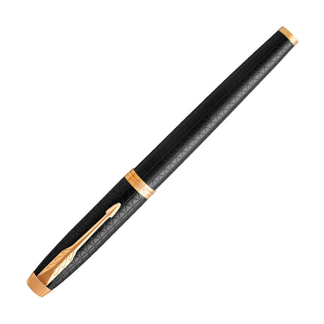parker-pluma-im-premium-black-gold-tinta-azul-punta-media-2