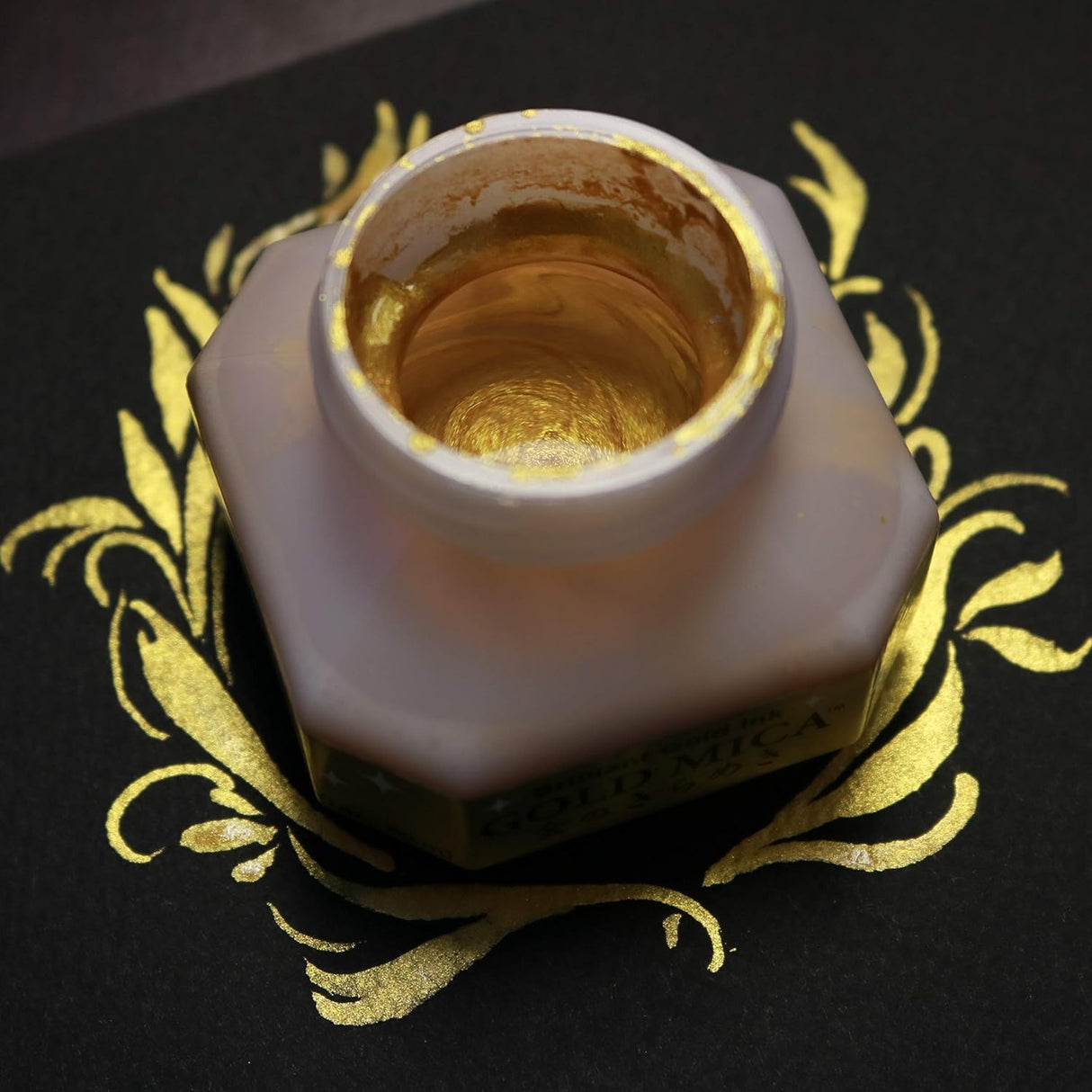 Kuretake Gold Mica - Tinta Dorada (60 ml)