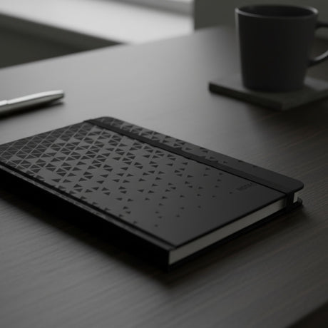 Artel - Libreta A5 Líneas Black Triangles