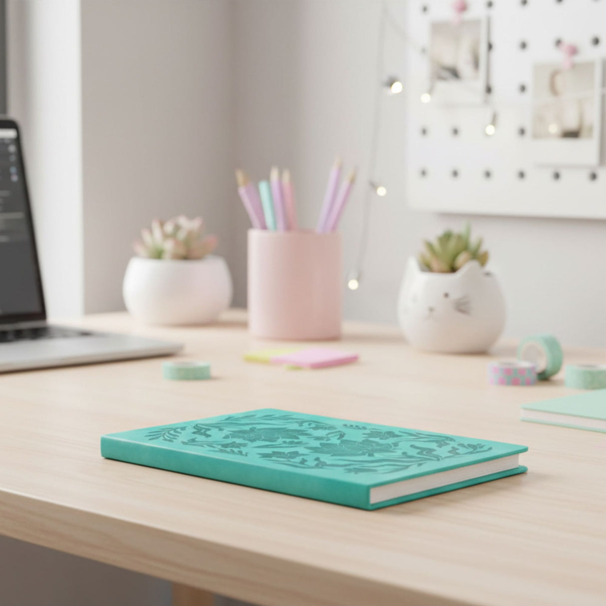 Artel - Libreta A5 Líneas Flexible Gardenia