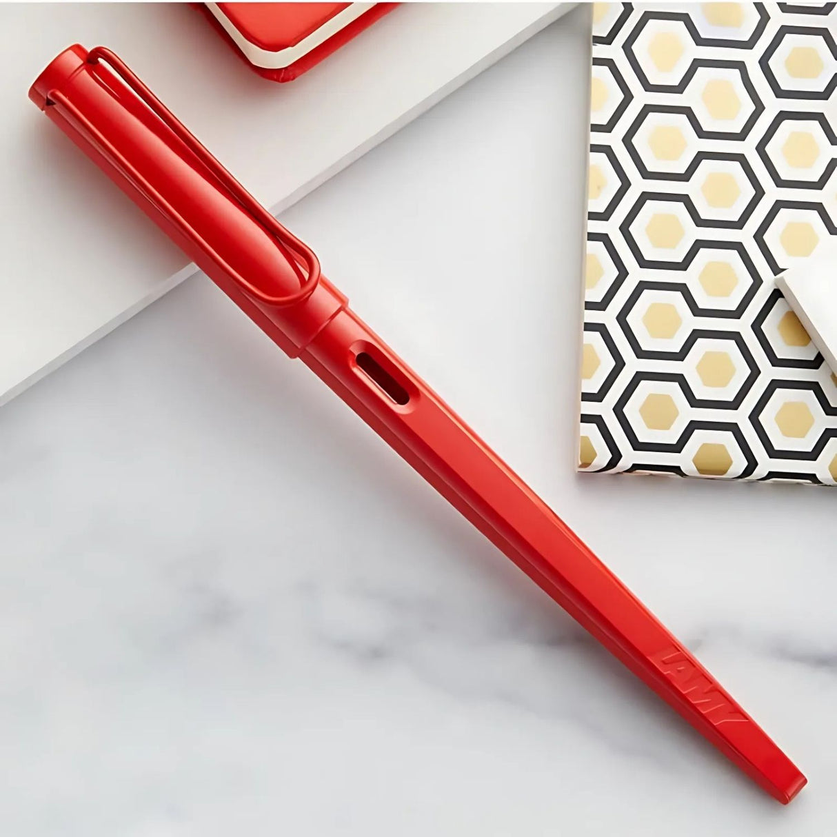 Lamy Joy - Pluma Caligráfica 015-Strawberry