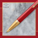 Parker Im Premium - Boligrafo Premium Red Lacquer, Gold Trim, Punta Media, Tinta Azul