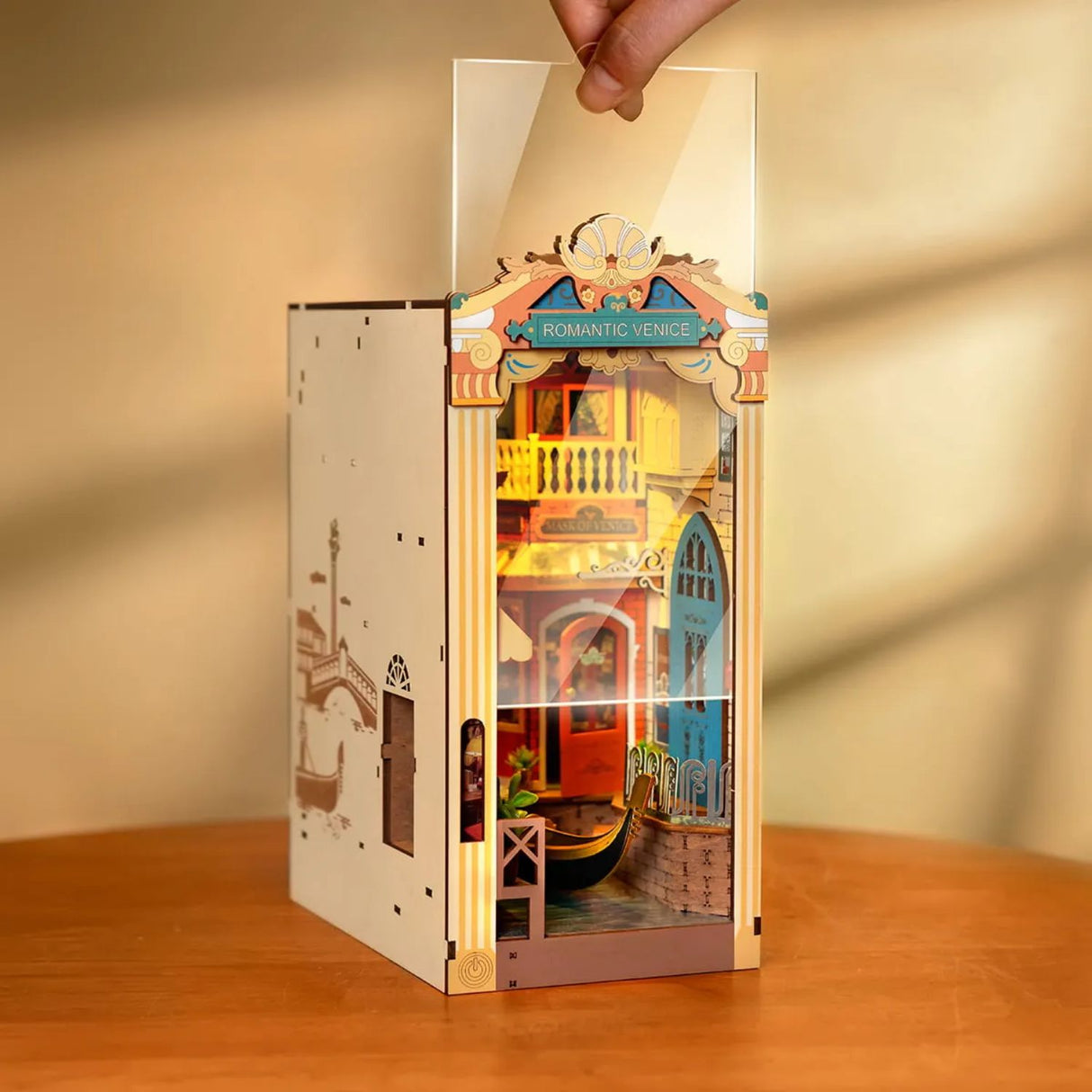Rolife Booknook & Wonderland - Separador de Libros Romantic Venice
