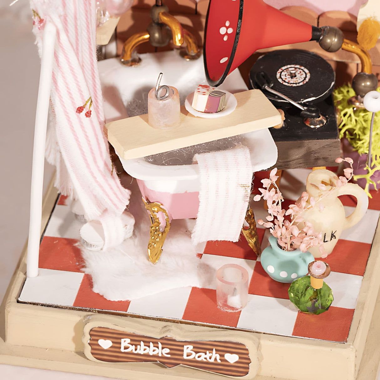 Rolife Secret World - Miniatura Armable Bubble Bath