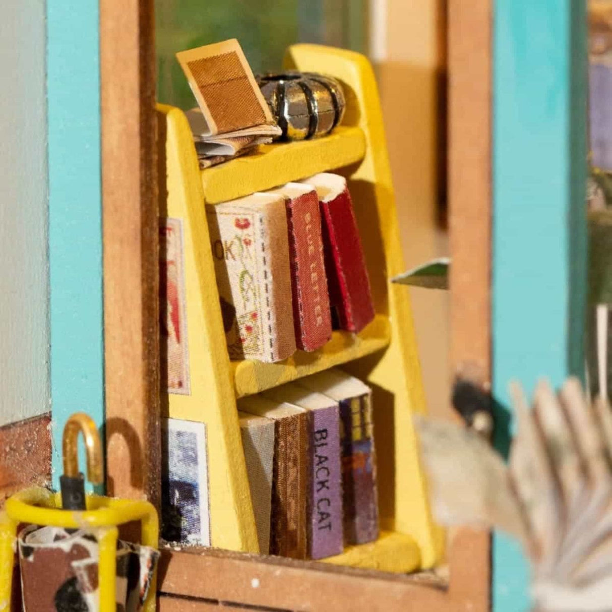 Rolife Secret World - Miniatura Armable Free Time Bookshop