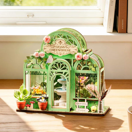Rolife Secret World - Miniatura Armable Green Fountain Garden