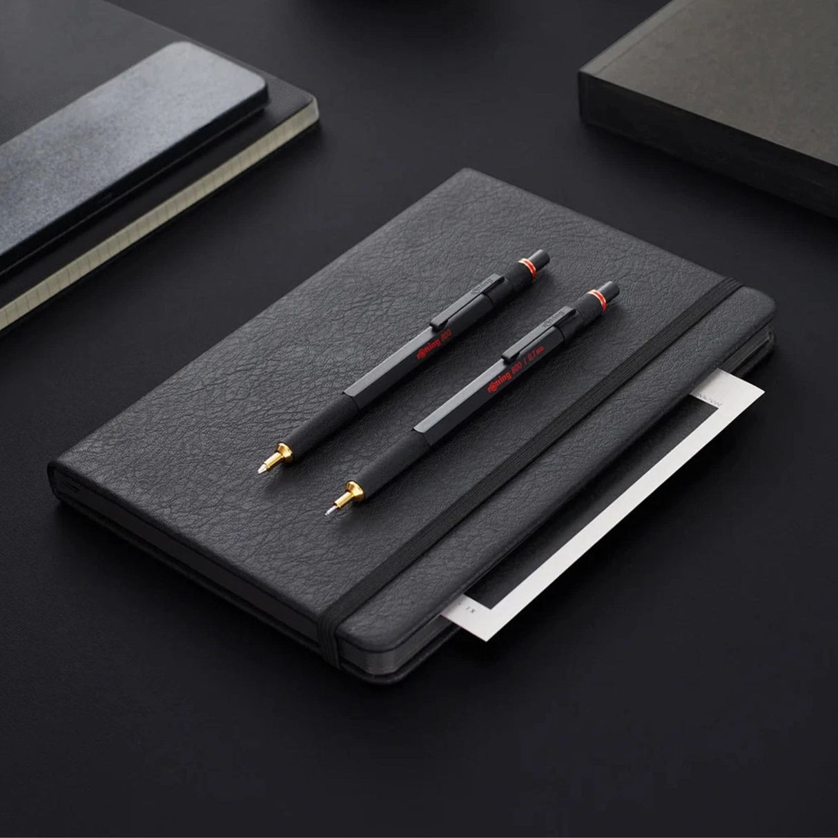 Rotring 800 - Bolígrafo Punta Media Cuerpo Negro