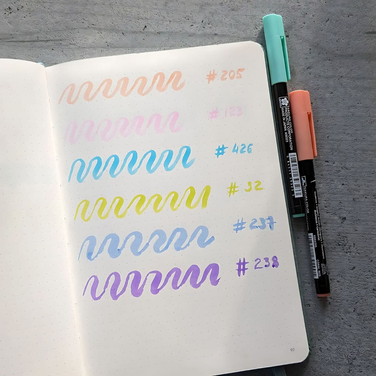 Sakura Koi - Set 6 Marcadores Coloring Brush Pens Pastel