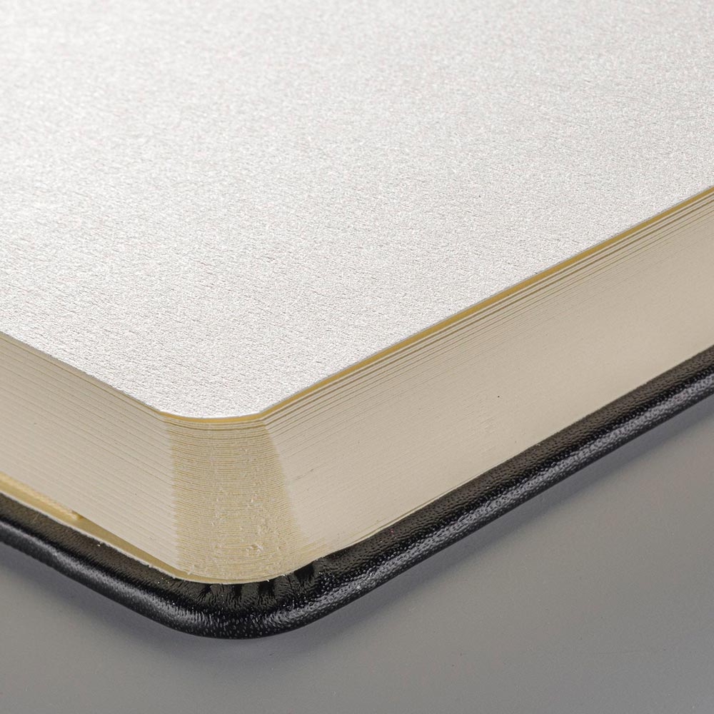 sakura-sketch-note-book-sketchbook-papel-blanco-crema-13-x-21-cm-80-hojas-140-g-m2-2
